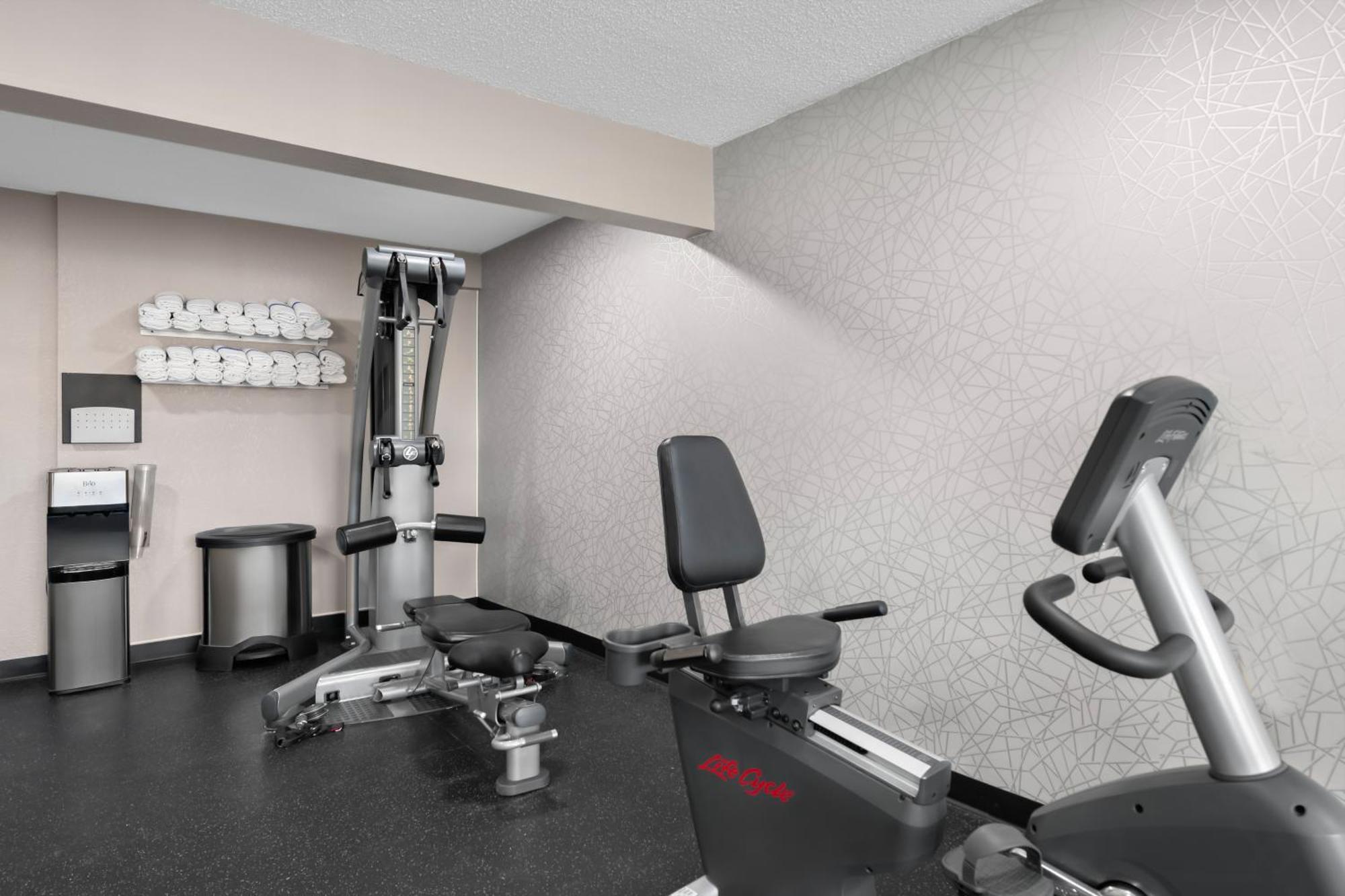 Country Inn & Suites By Radisson, Coon Rapids, Mn Dış mekan fotoğraf