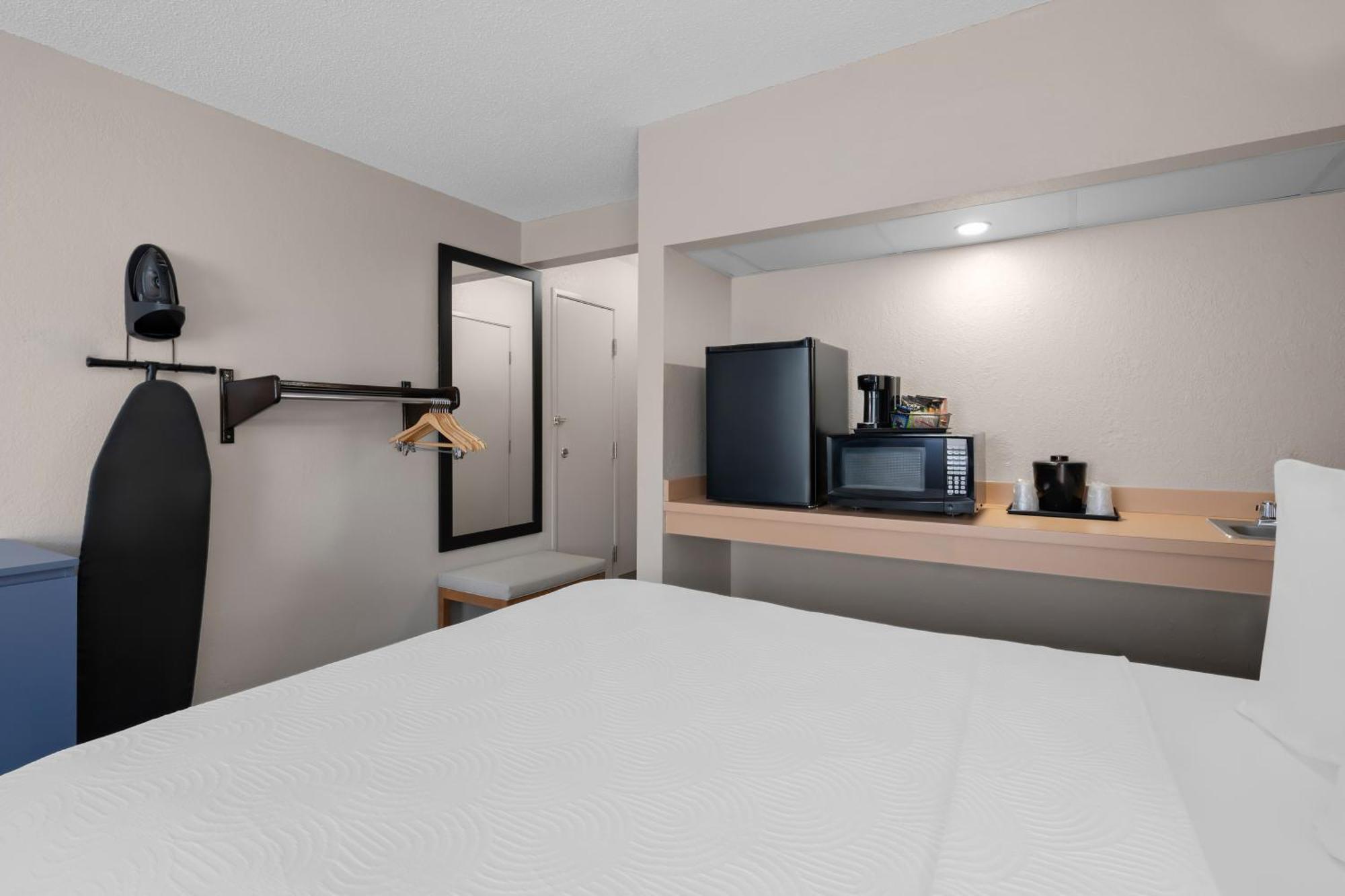 Country Inn & Suites By Radisson, Coon Rapids, Mn Dış mekan fotoğraf