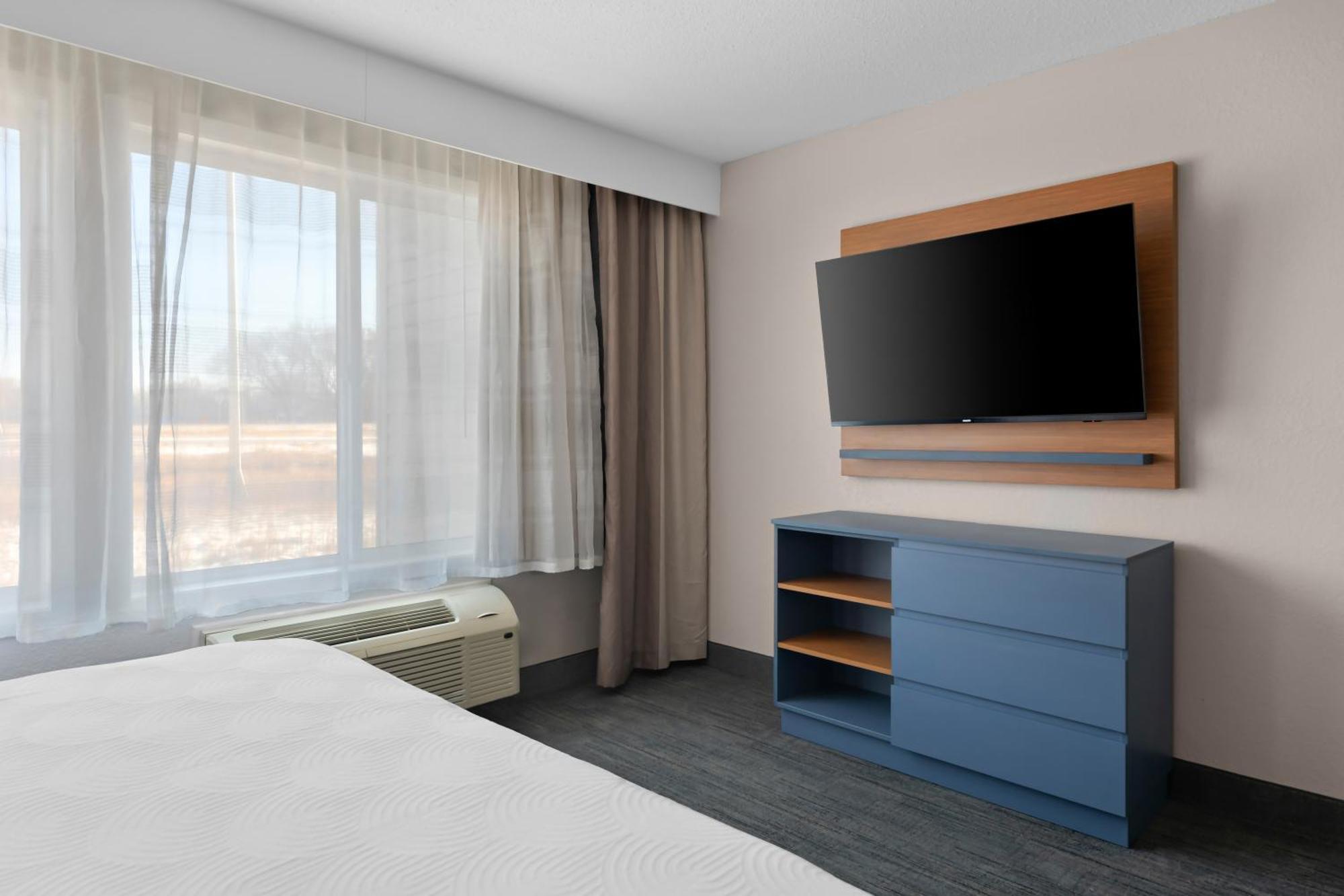 Country Inn & Suites By Radisson, Coon Rapids, Mn Dış mekan fotoğraf